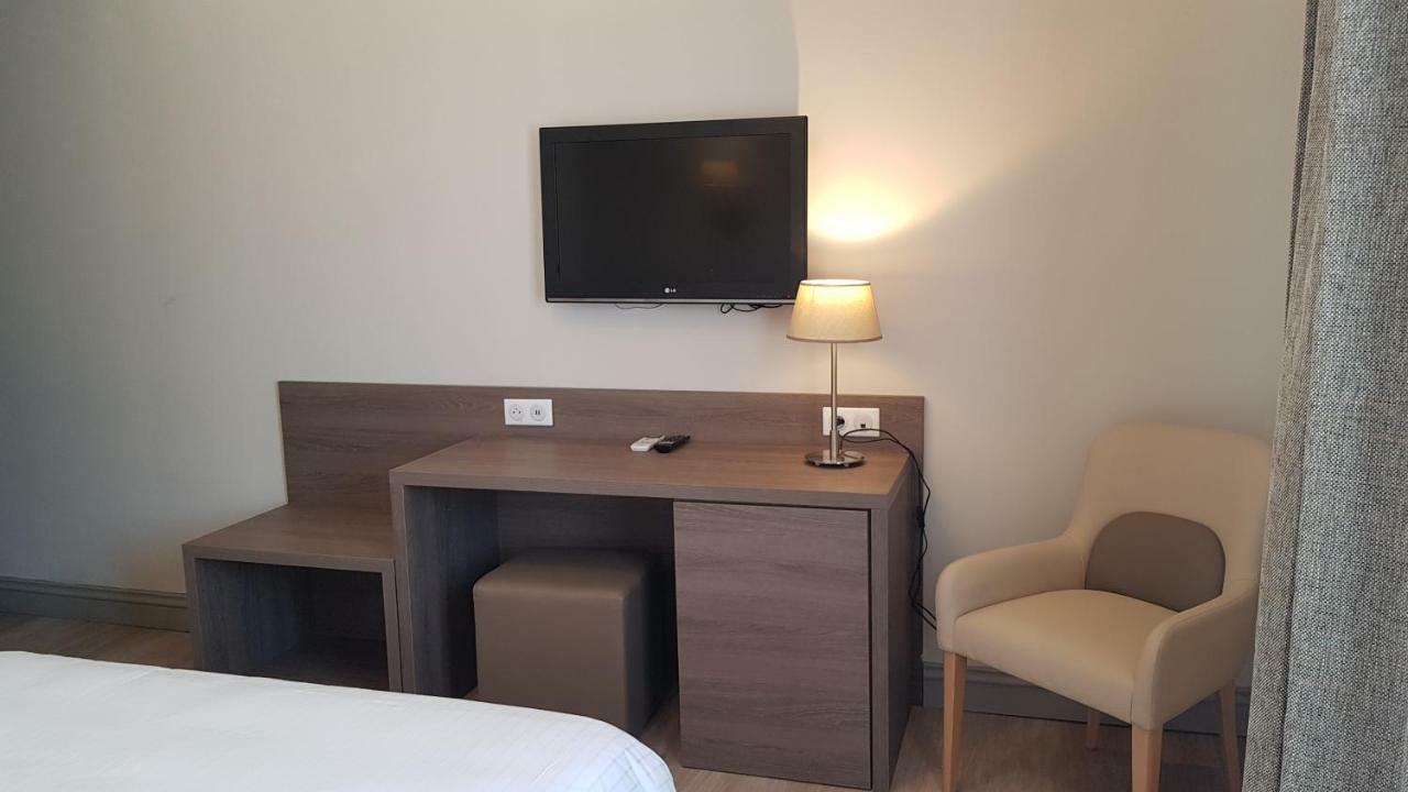 Hotel Berneron 瓦隆蓬达克 外观 照片